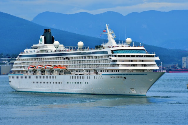 Hire A Cruise Injury Attorney: The 4 Grounds to Consider